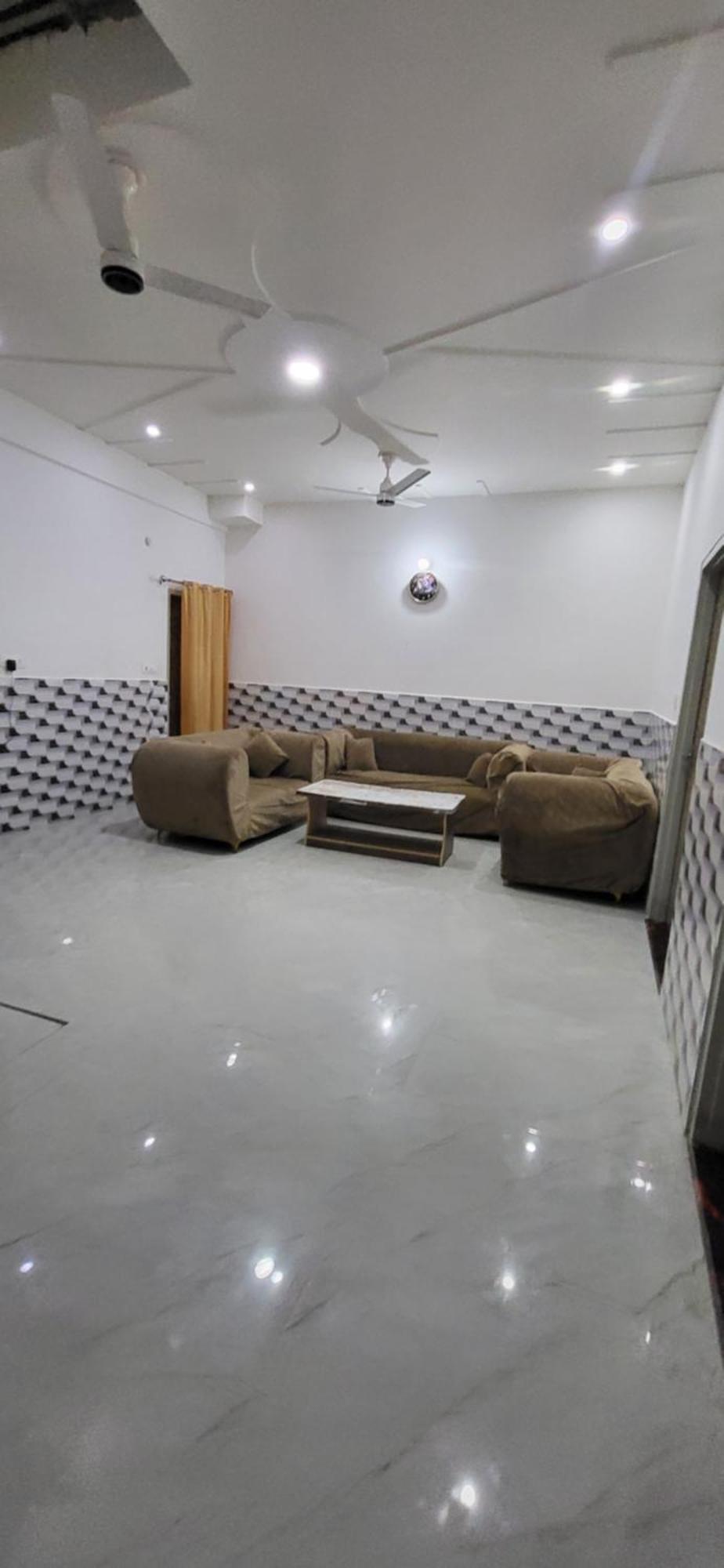 House Of Krishna Hotel Vrindavan Exterior photo